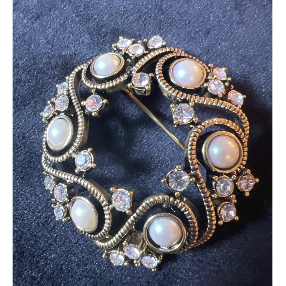 Vintage Monet Gold Tone Faux Pearl Rhinestone Wreath Brooch Pin Signed Jewelry